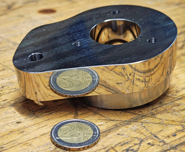 Machining and jig grinding with Roeders